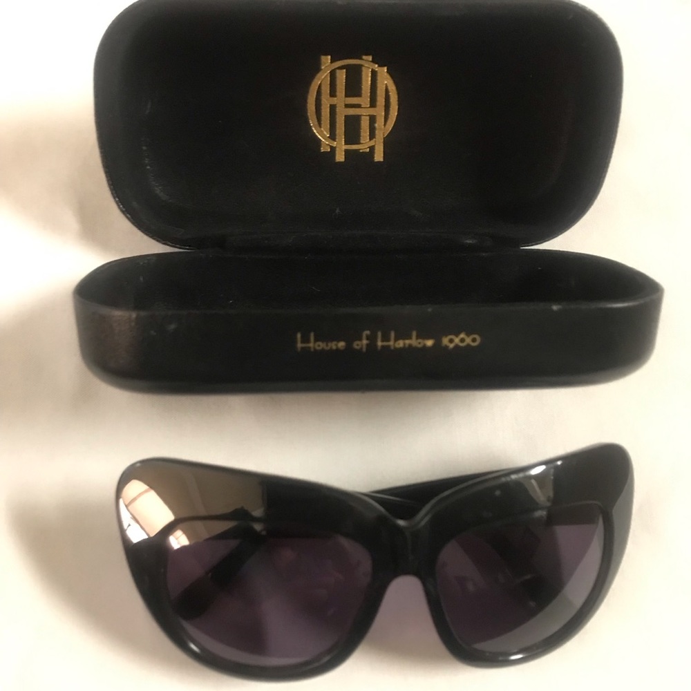 House of Harlow 1960 “Chelsea” sunglasses